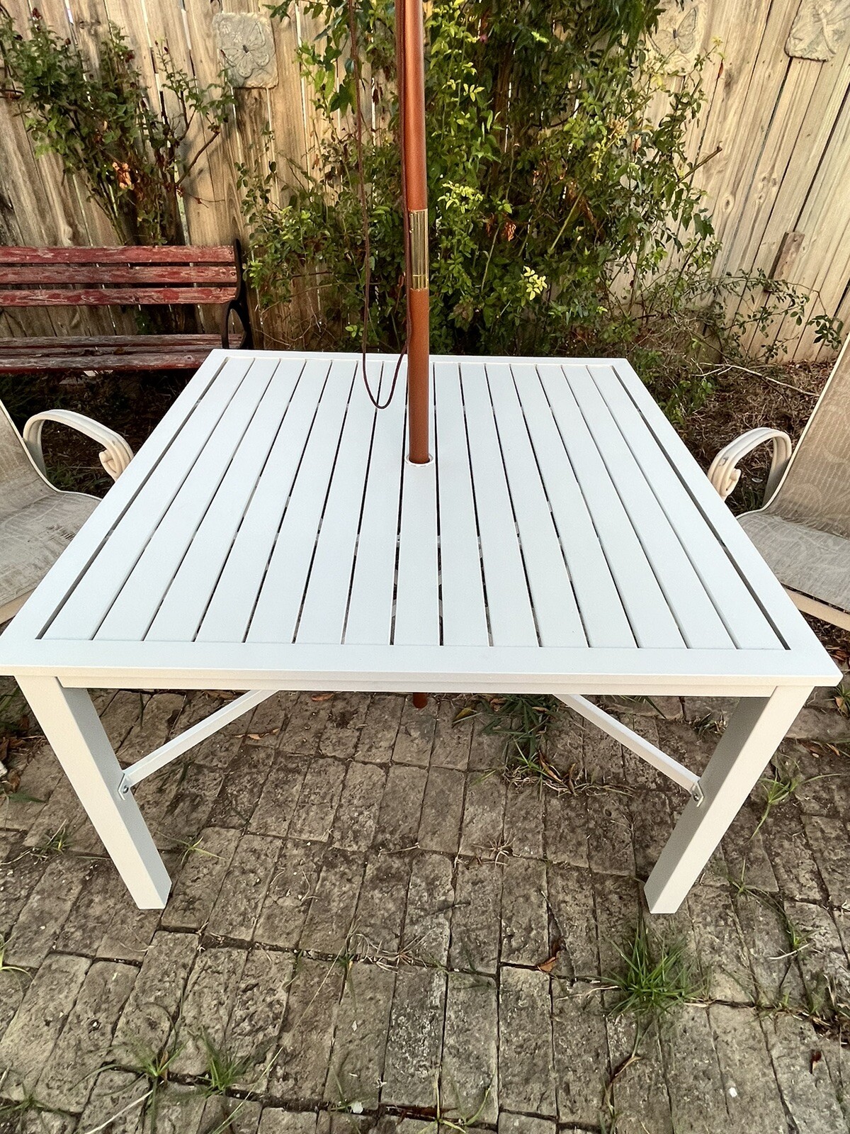 New Box Patio Table Metal 42 X 42 Slat Square Umbrella And Chairs Not Included