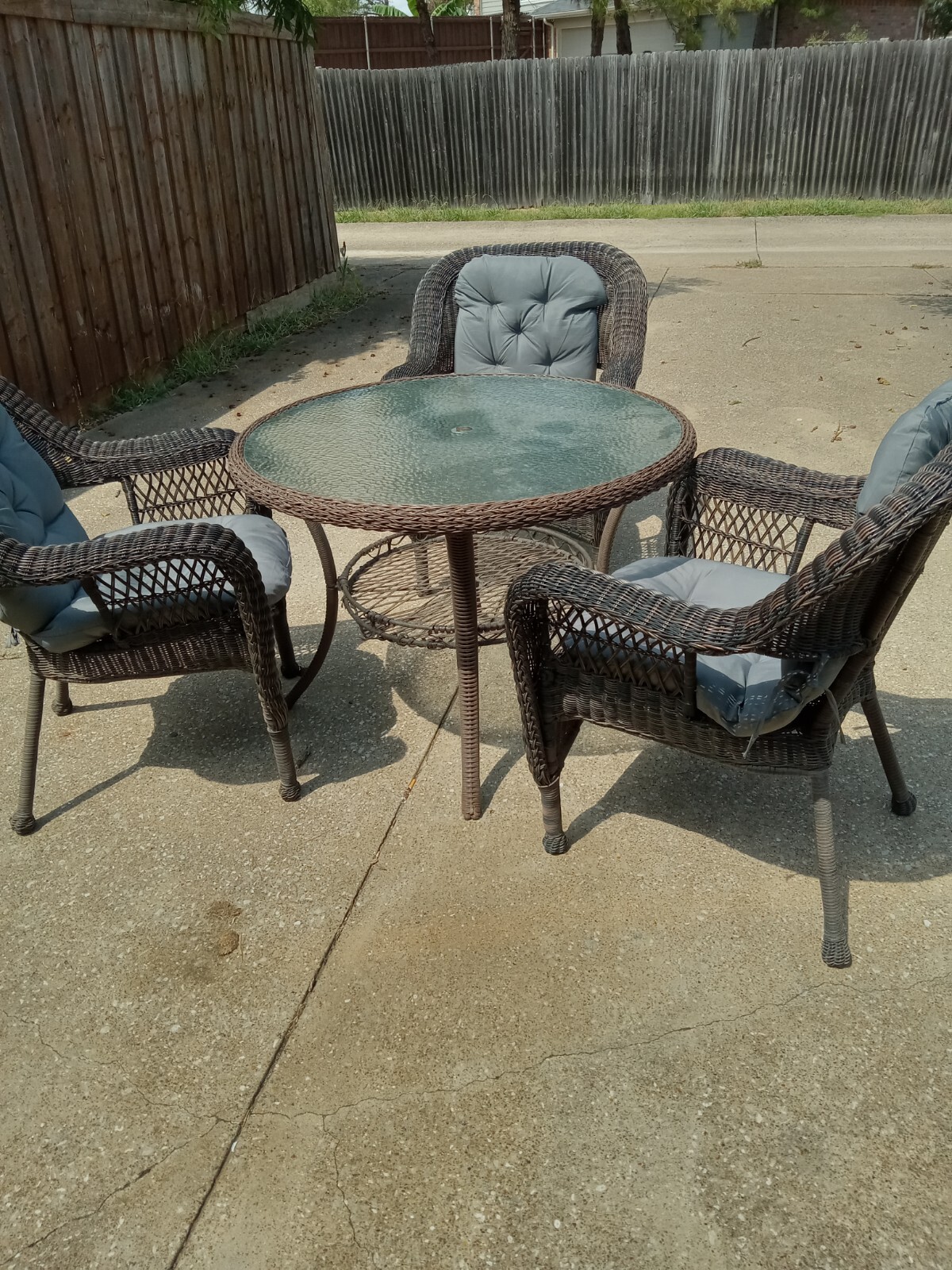 Tortuga Rattan Sea Pines Outdoor Dining Set 4 Pc