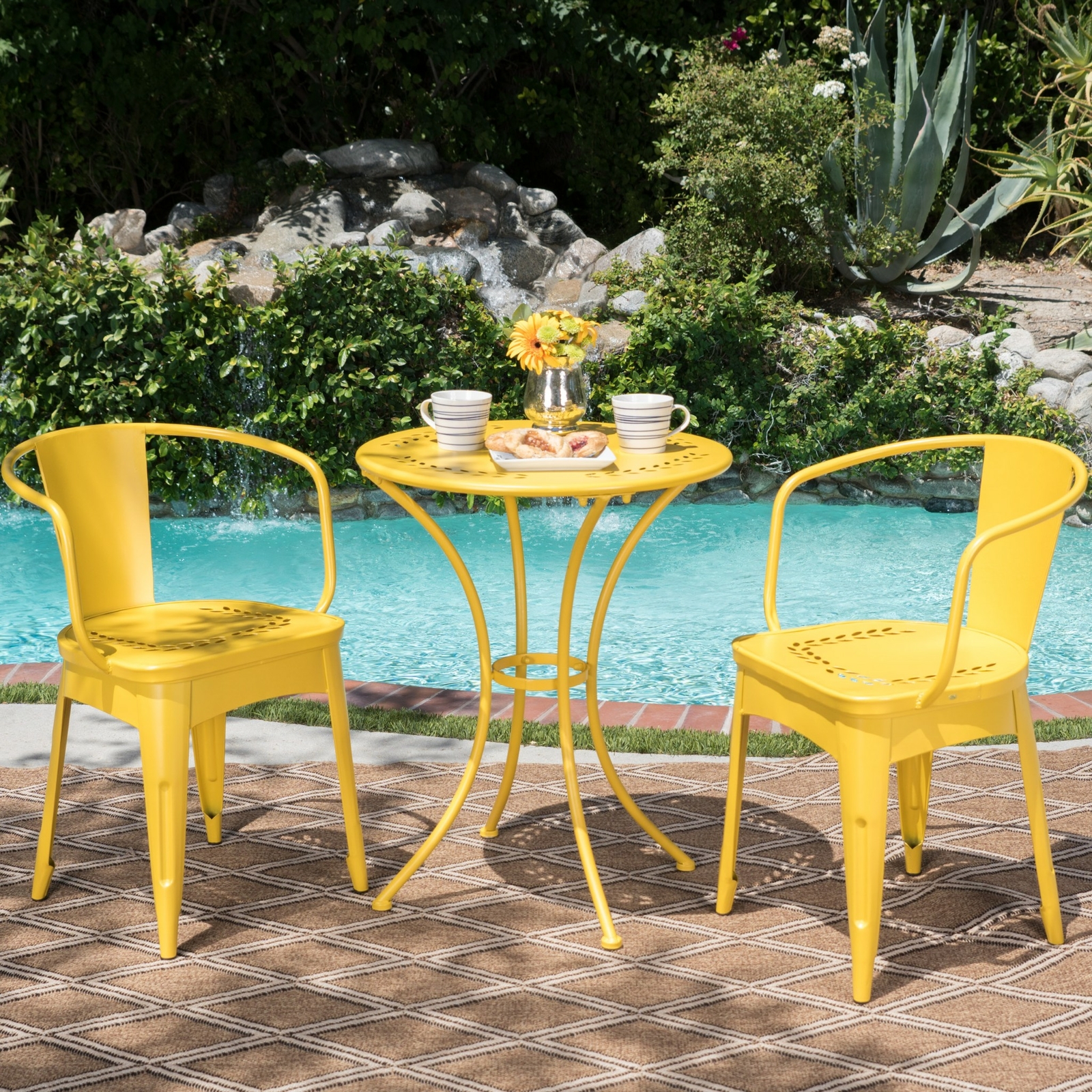 Leona Outdoor Modern Floral 3-Piece Bistro Set with Leaf Pattern