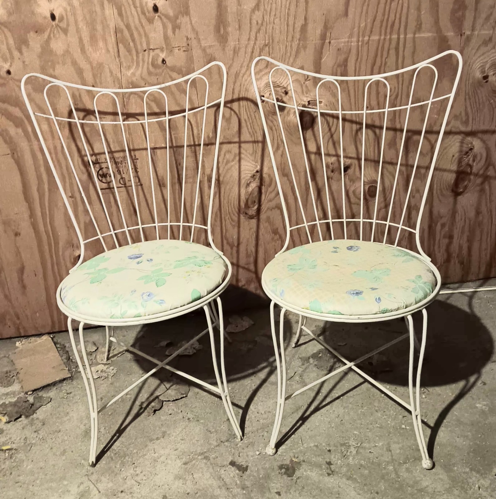 Pair Of Vintage Midcentury Homecrest White Metal Patio Chairs. 3 Pairs Available