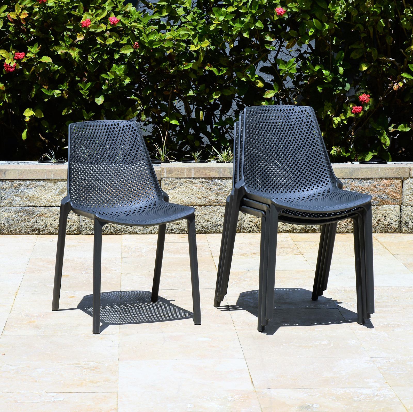 Amazonia Dasburg 5-Piece Outdoor Dining Set | Eucalyptus | Grey Chairs