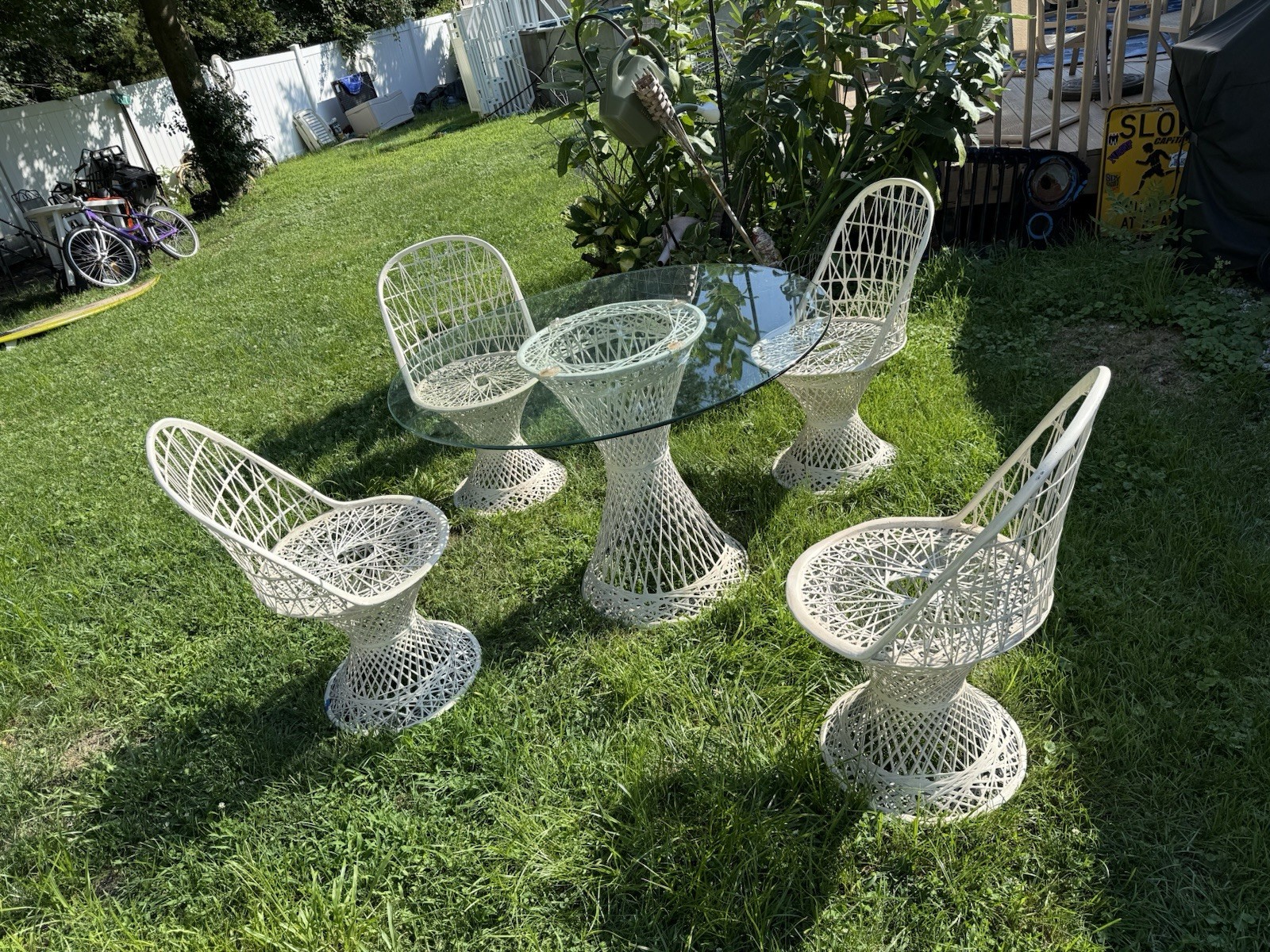 MCM Russell Woodard Spun Fiberglass 5 Pc. Dining Set Glass Top