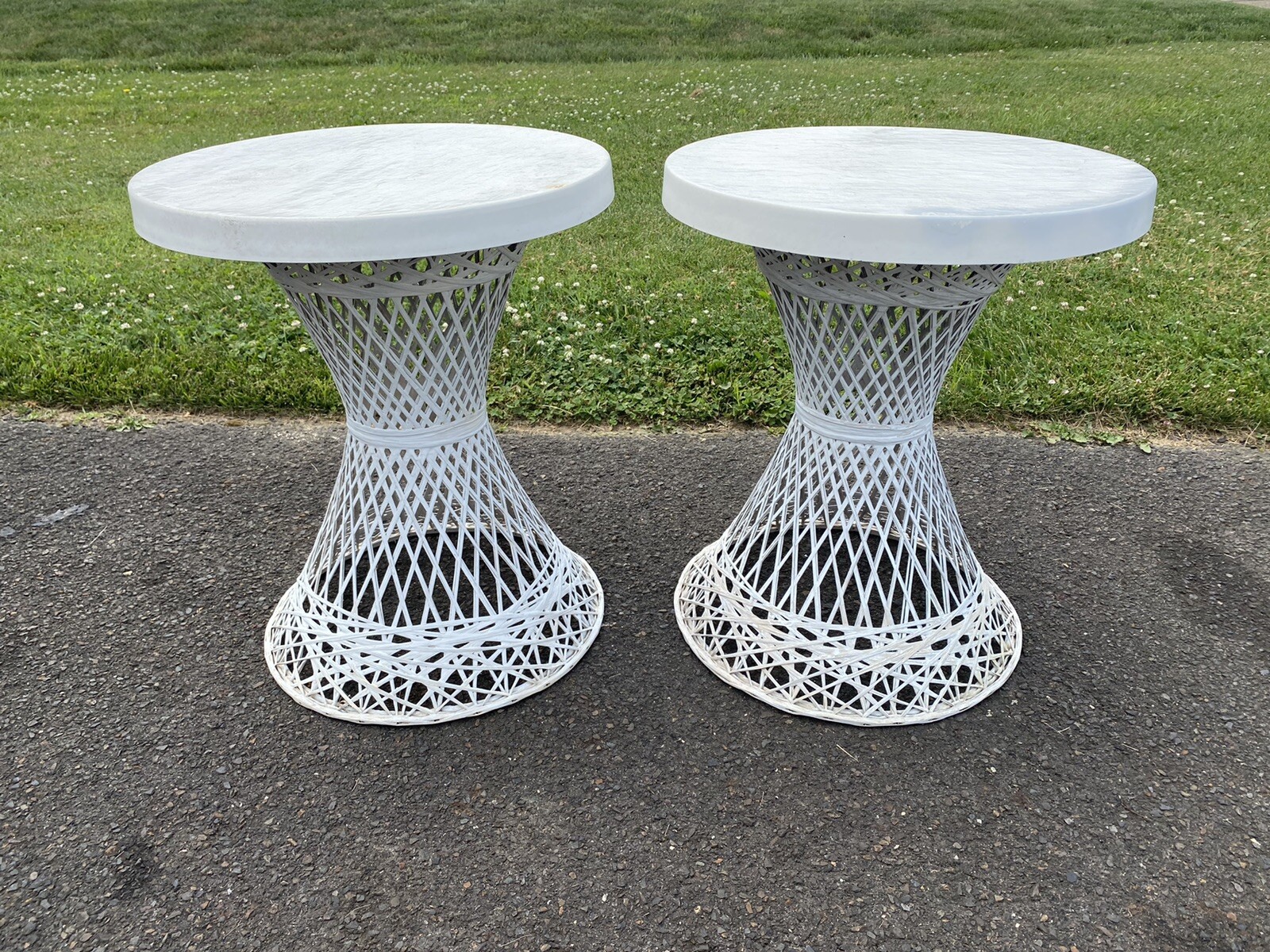 Vintage Russell Woodard Spun Fiberglass Patio Side Table Round Top Pair