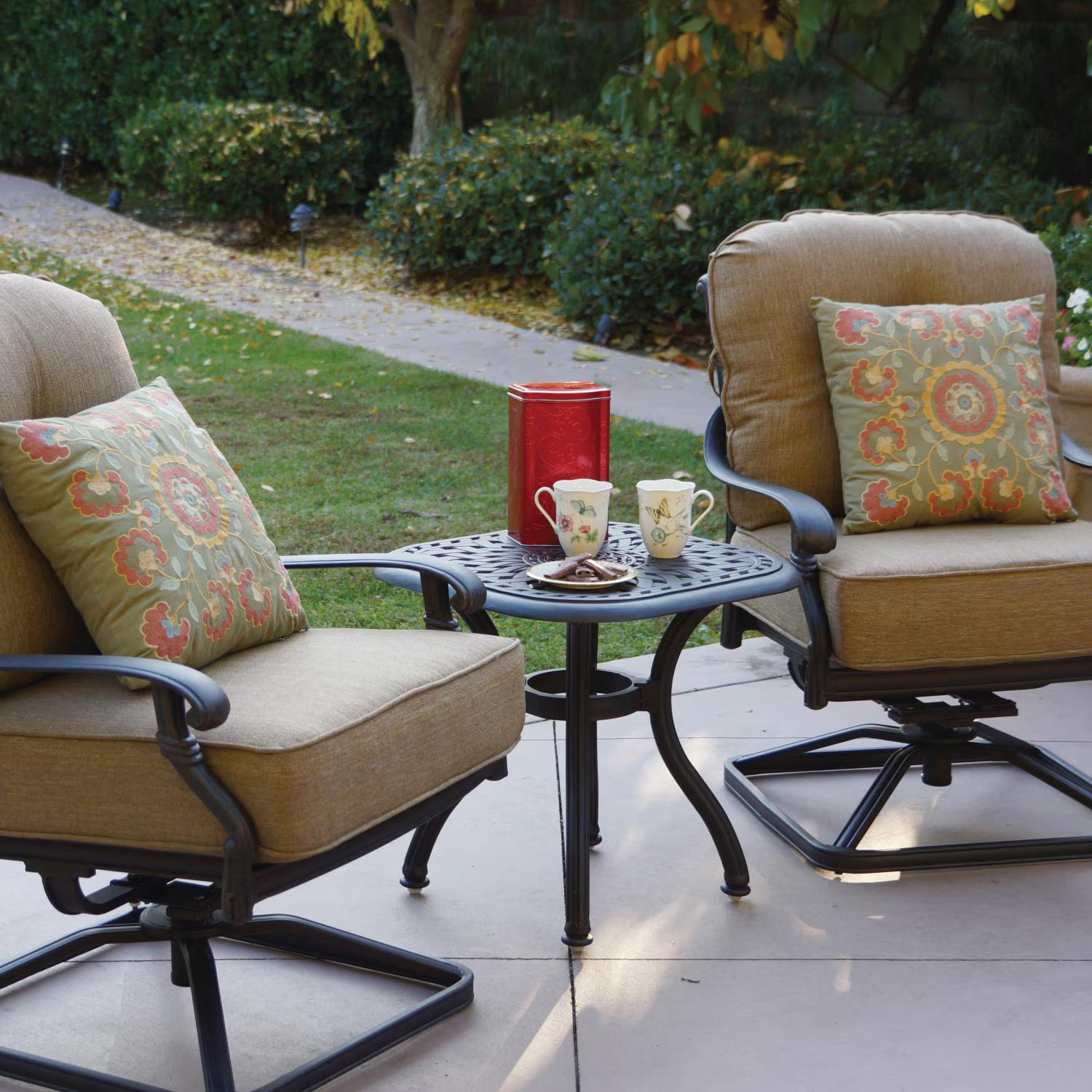 Santa Monica 3 Pc Cast Aluminum Seating Set 21 Inch Square Series 60 End Table